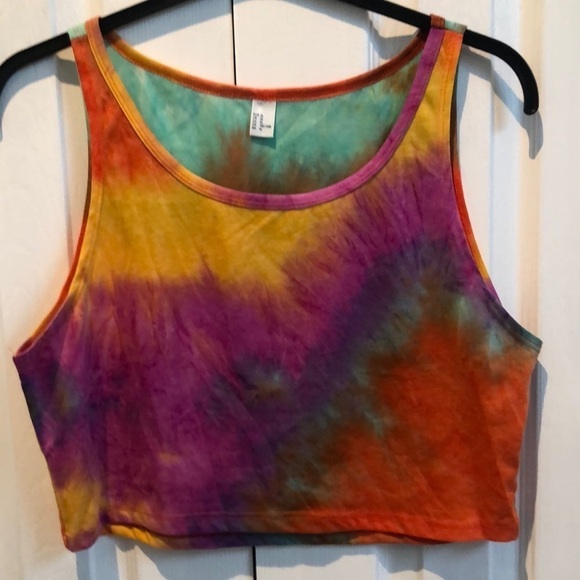 Sporty Tie Dye Crop Top Size Medium - Picture 2 of 5